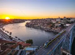 博鱼体育网页版-波尔图内部会议纪要流出：集结日队长鼓劲，法国杯使命明确，身体对抗强度拉满