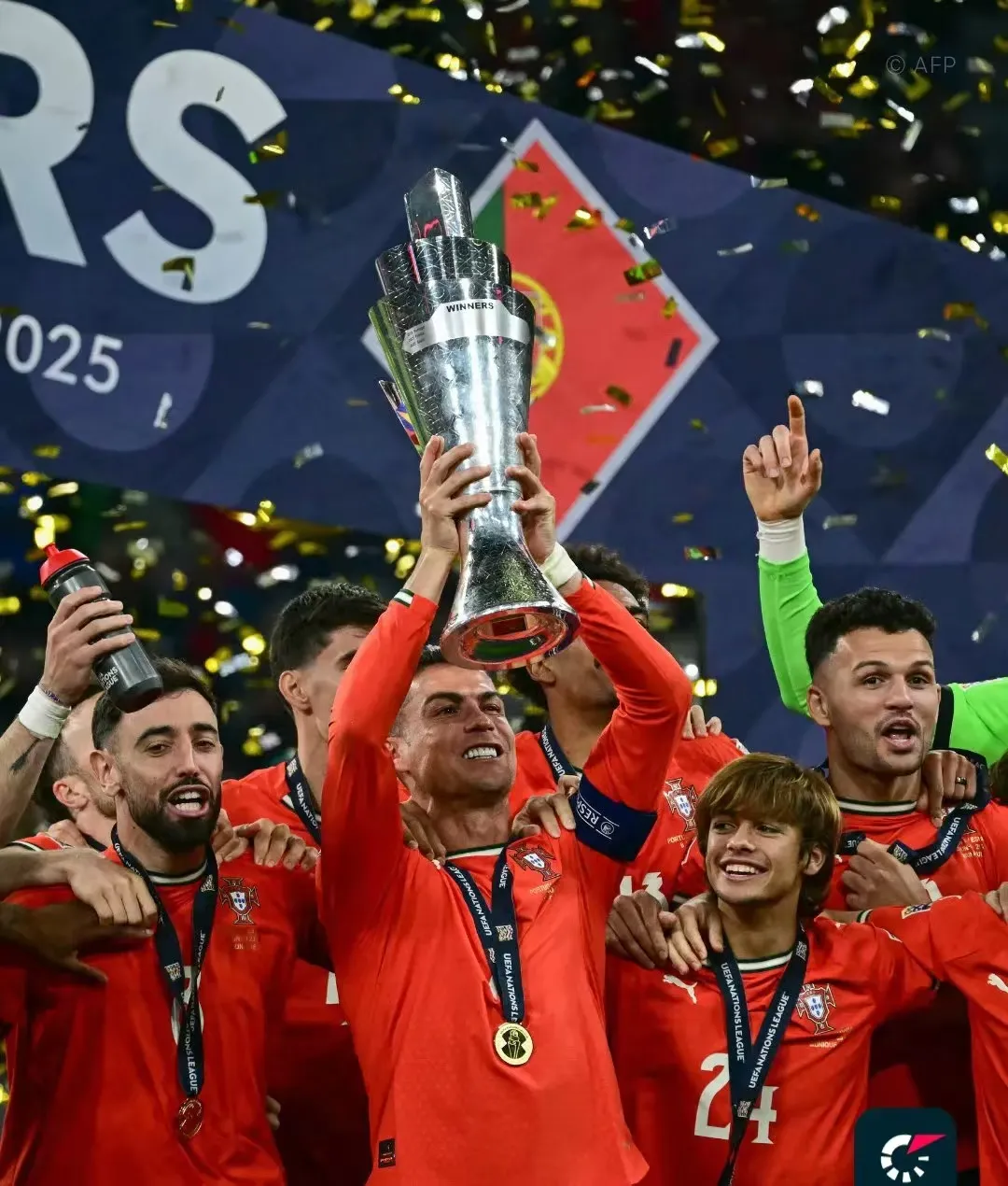 博鱼boyu官网-葡萄牙体育迎葡超关键赛；加时末段完成体检；底气十足；赛程密集仍需轮换