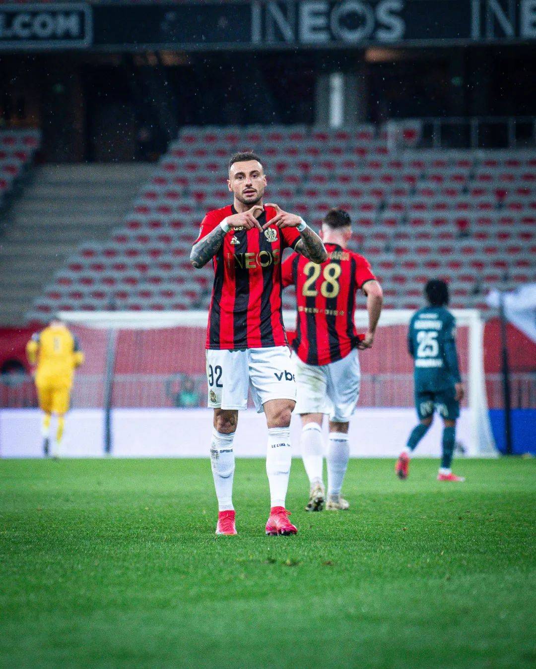 博鱼体育在线-今晨突围战来临，尼斯围绕法甲遗憾出局，媒体盛赞，控场能力受关注